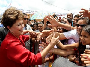 Dilma com o povo.