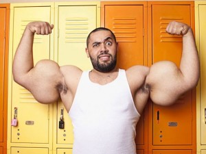 O fisiculturista de origem egípcia Moustafa Ismail foi reconhecido pelo Guinness como o dono dos maiores bíceps e tríceps do mundo
