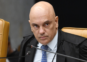 PGR tem cinco dias para opinar sobre estadia de Bolsonaro em embaixada